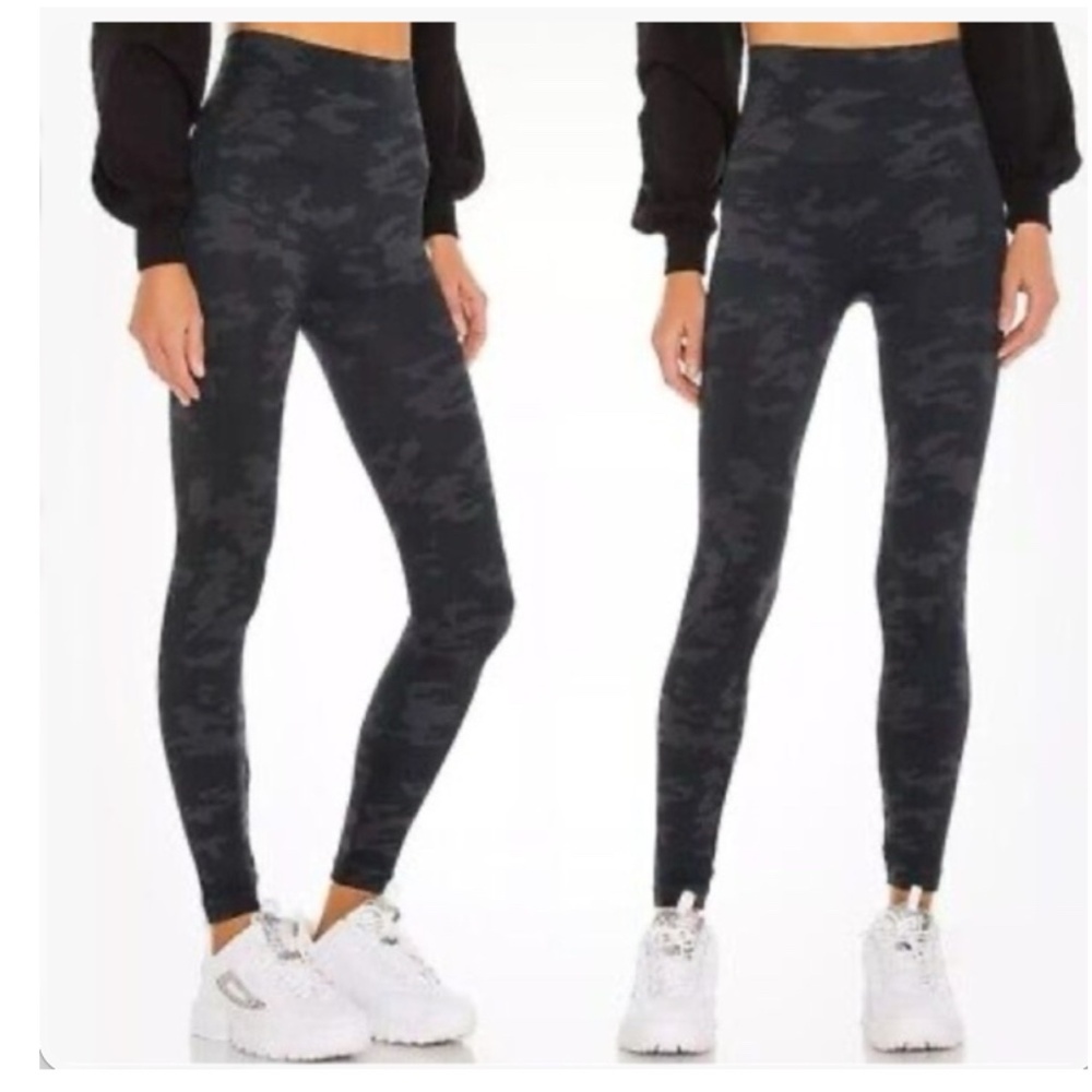 SPANX Look At Me Now High-Waist Compression Leggings Camo Medium
